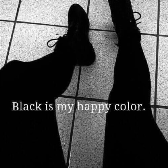 Meet your Posher, Manuela - Picture 2 of 2